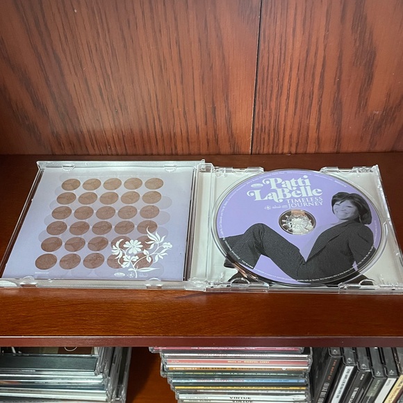EUC Patti LaBelle’s CD “Timeless Journey” released 2004 with Def Soul Classics - Picture 3 of 5